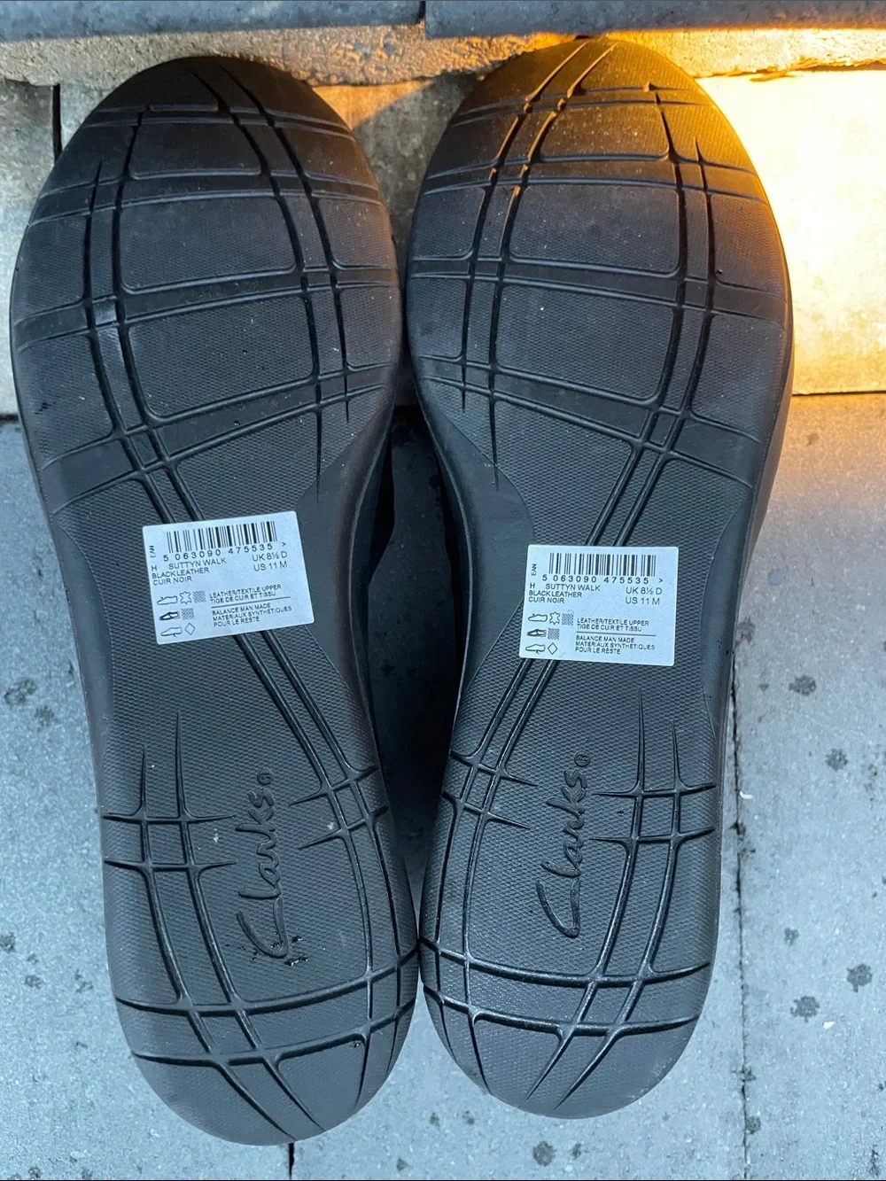 NWT Clarks ‘Suttyn Walk’ Women’s Black Leather Wedge - Size 11